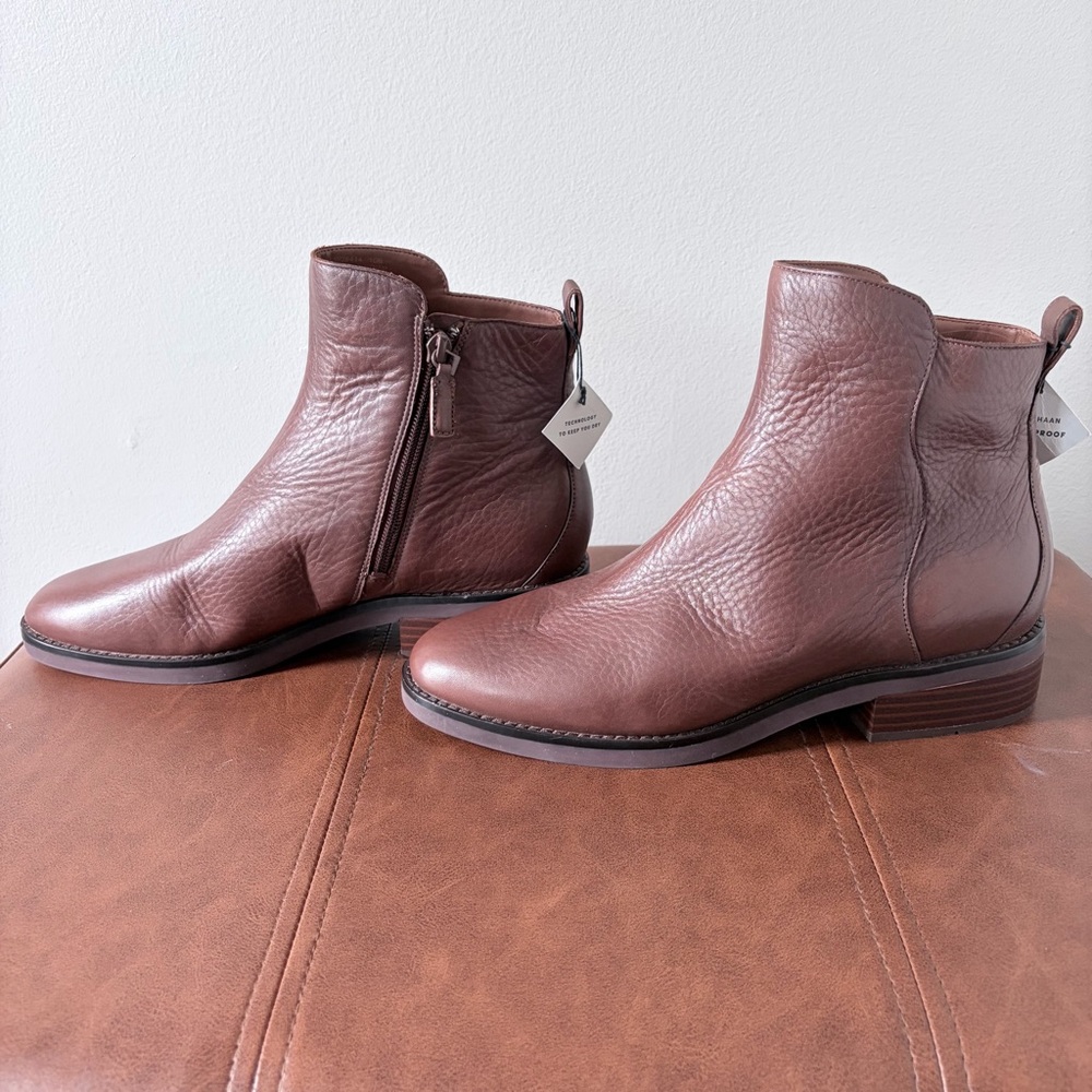 NWT Cole Haan River Waterproof Leather Chelsea Boots - Woodbury / Tan - 10B - Picture 2 of 7
